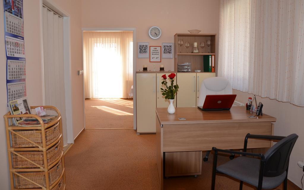 Penzion Duo Mladá Boleslav Exterior foto